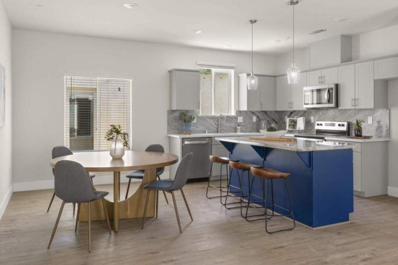 Olive-Villas-Ceres-2455-E-Hatch-Rd-5