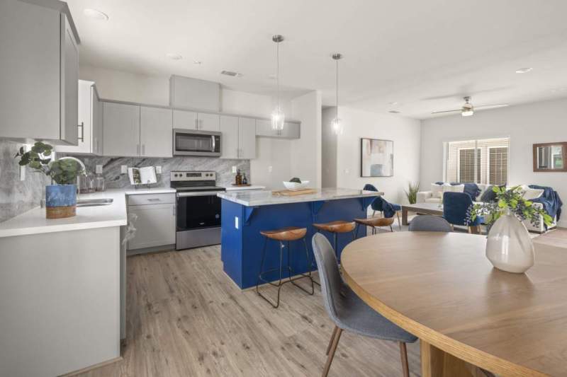 Olive-Villas-Ceres-2455-E-Hatch-Rd-9